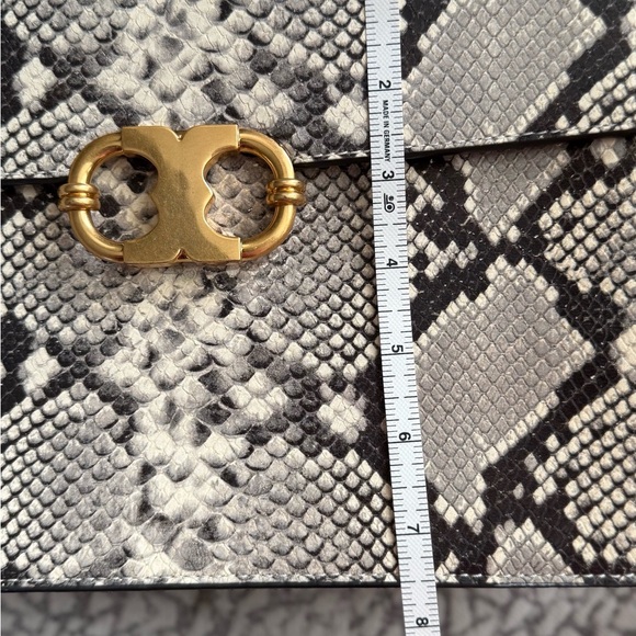 Tory Burch Gemini Link Chain Shoulder Bag - Picture 7 of 9